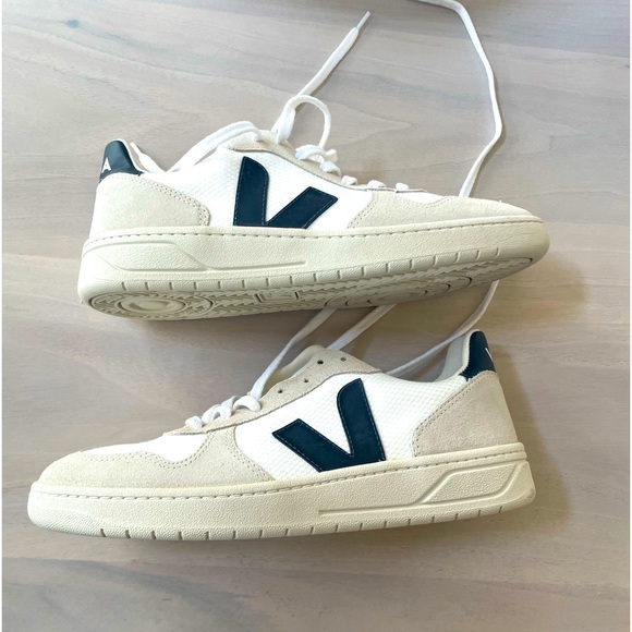 VEJA V-10 B-MESH WHITE NAUTICO sneakers - Picture 1 of 3